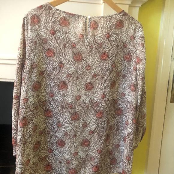 LOFT Peacock Feather Pattern Blouse Pink Tan - Size Large - Picture 4 of 16